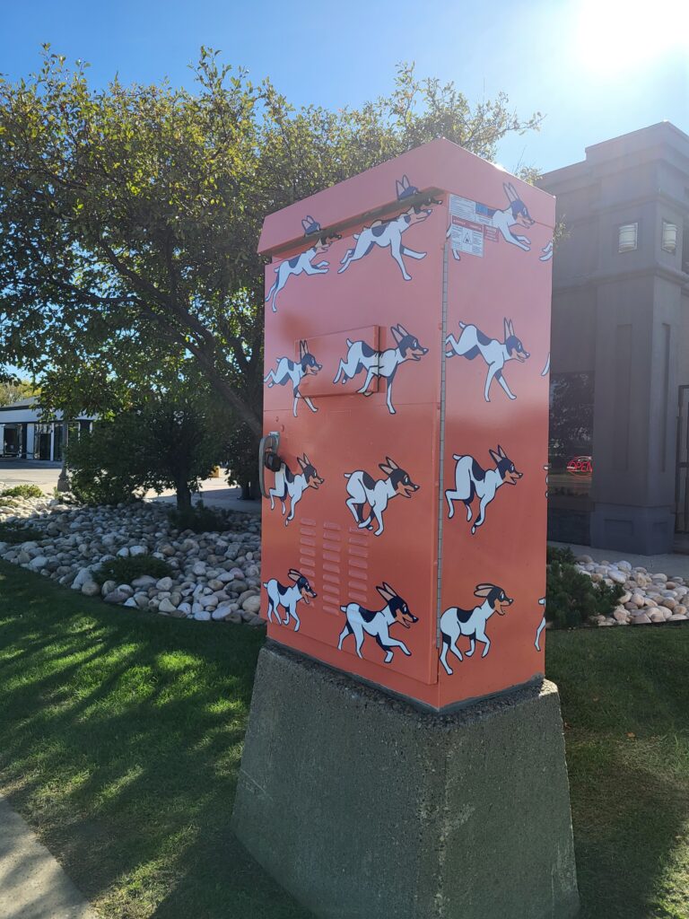 Pechin Running Electrical box artwork by Roger Garcia